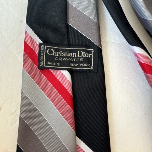 Vintage Christian Dior tie - Picture 7 of 8